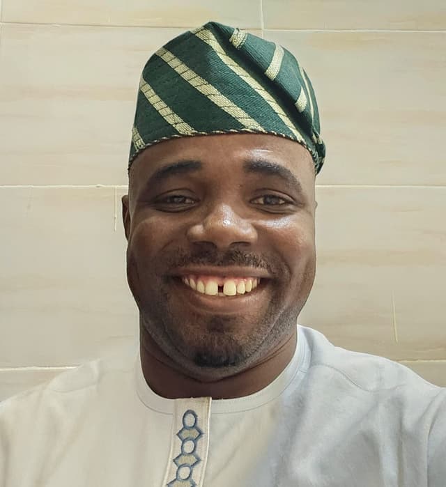 DR. Fadele Ayodele